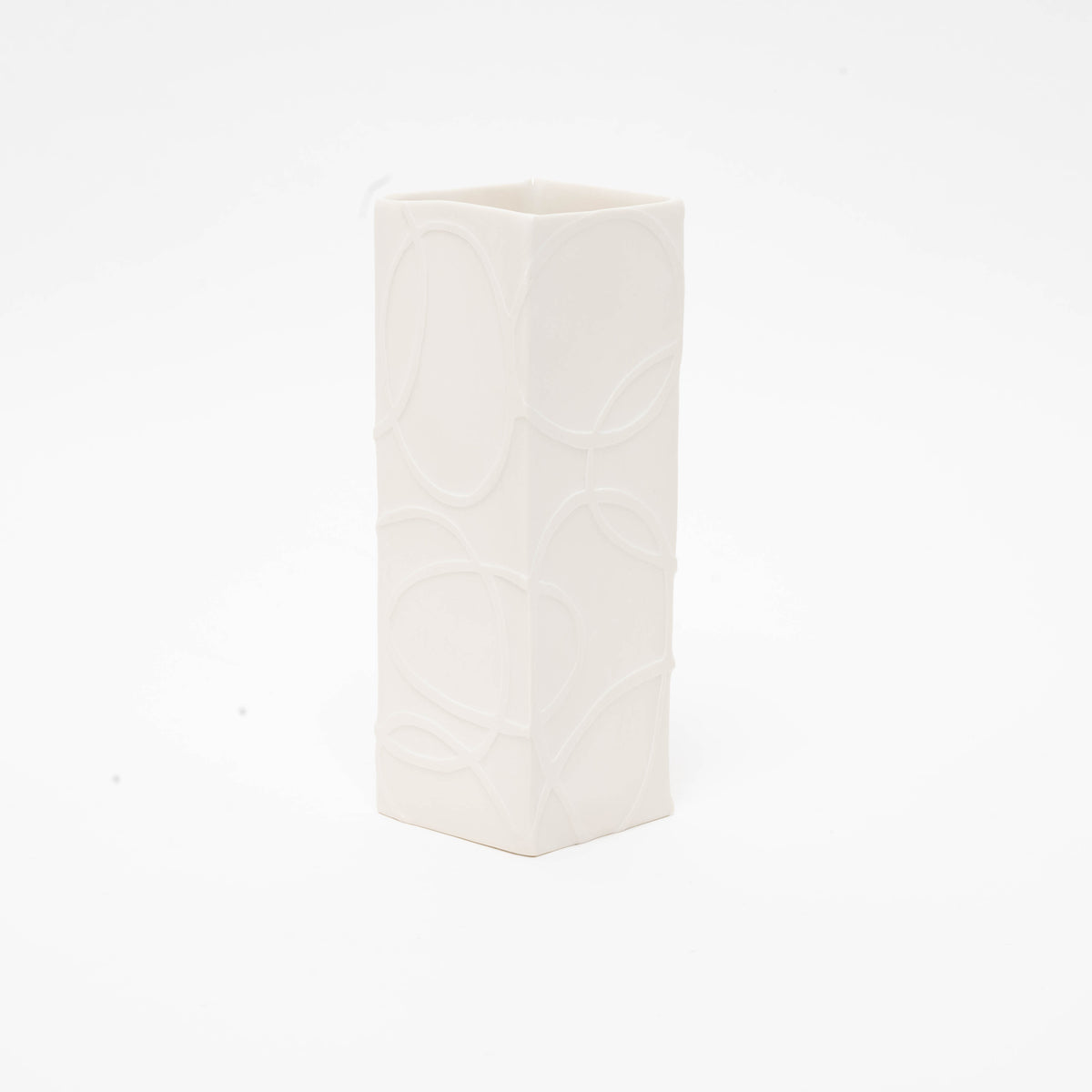 Porcelain vase No. 03