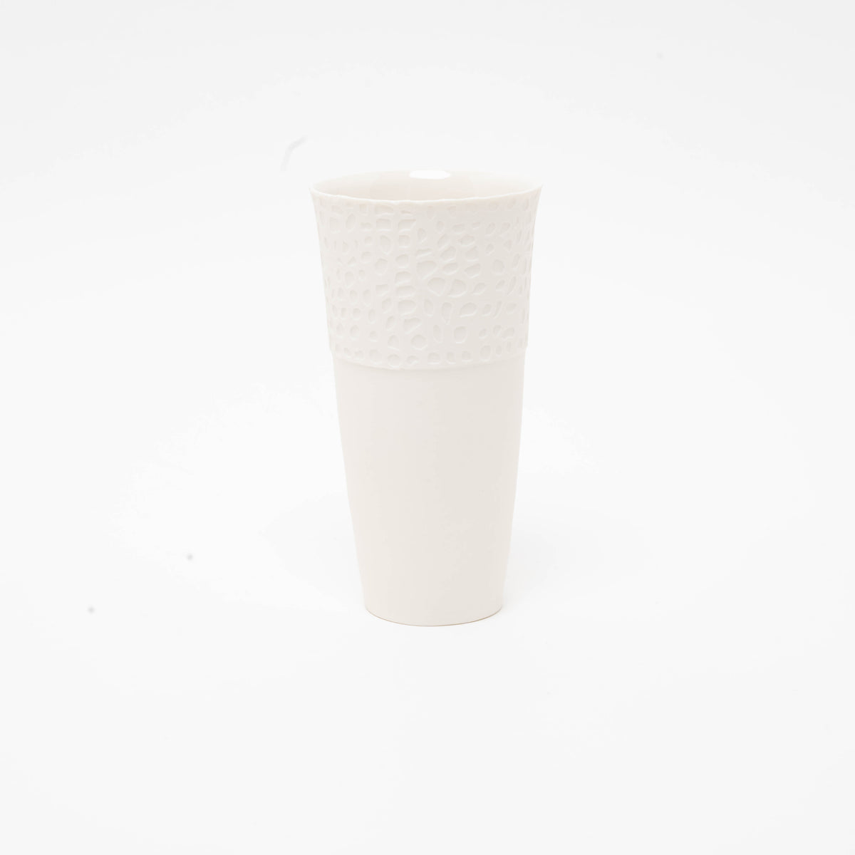 Porcelain vase No. 03