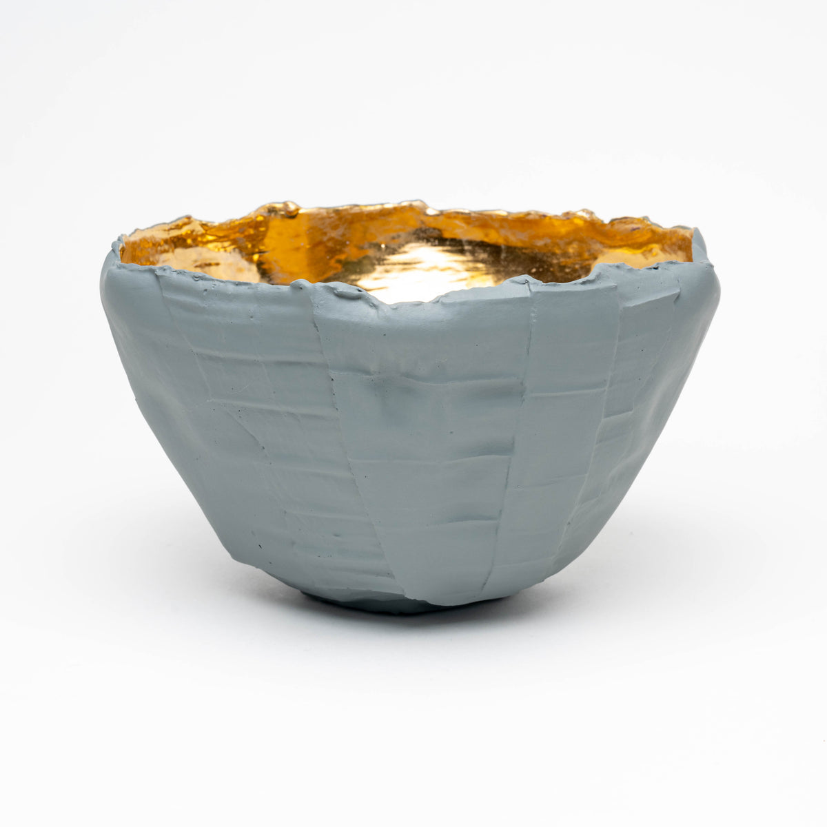 Bowl paperclay inside gold H 15, D 25, E19