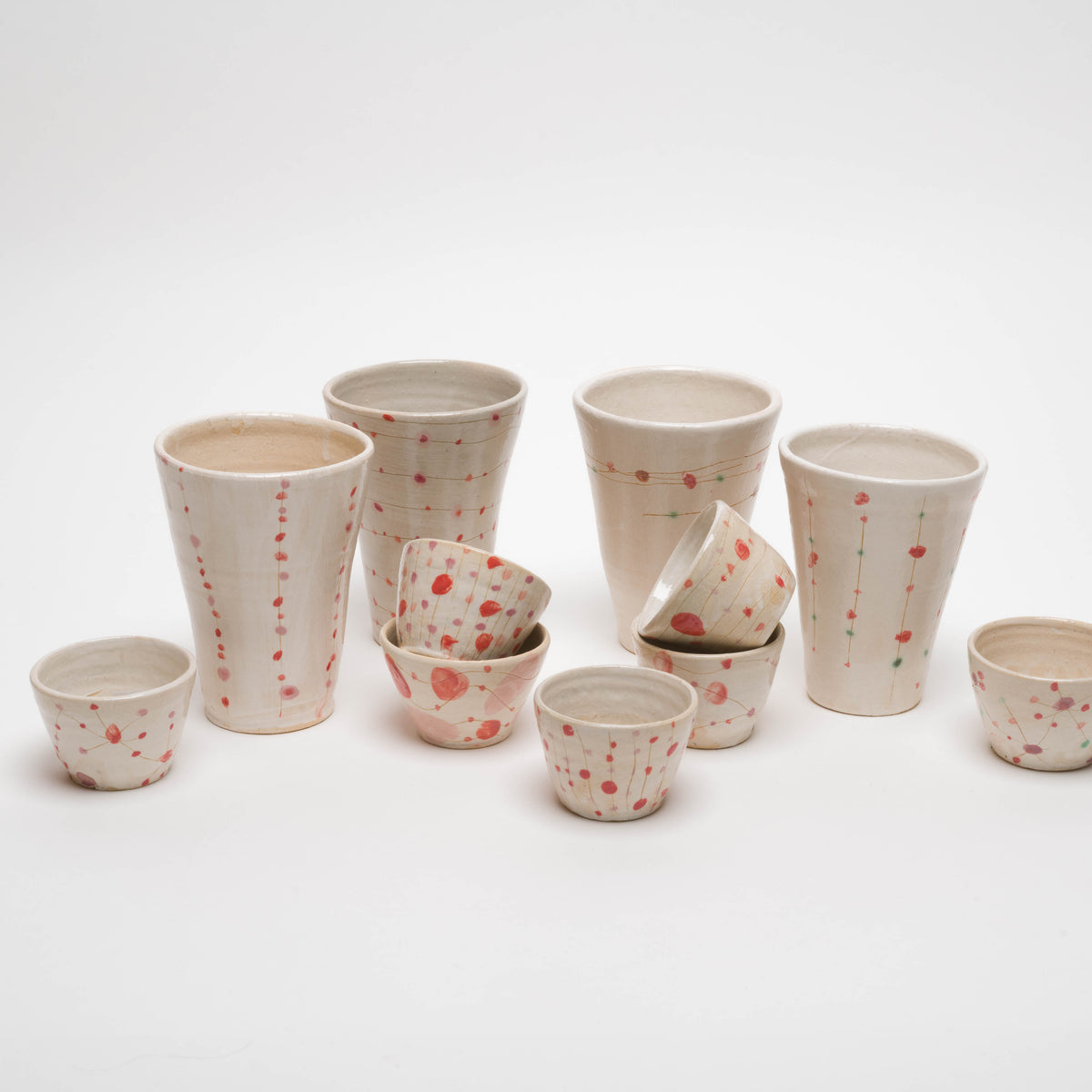 Espresso cup white with red/pink/green decor