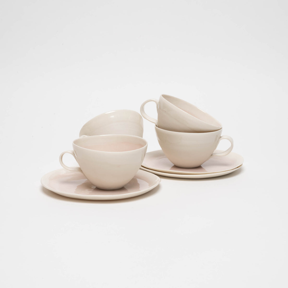 Set coffee/tea with saucer