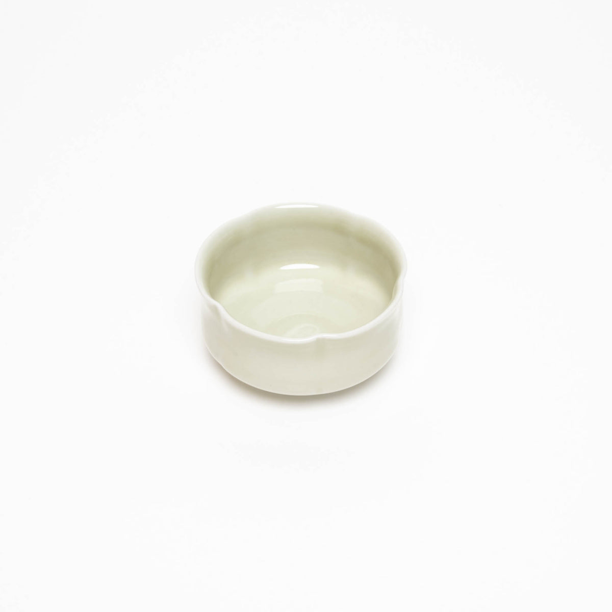 Natural porcelain celadon bowls star/flower shaped