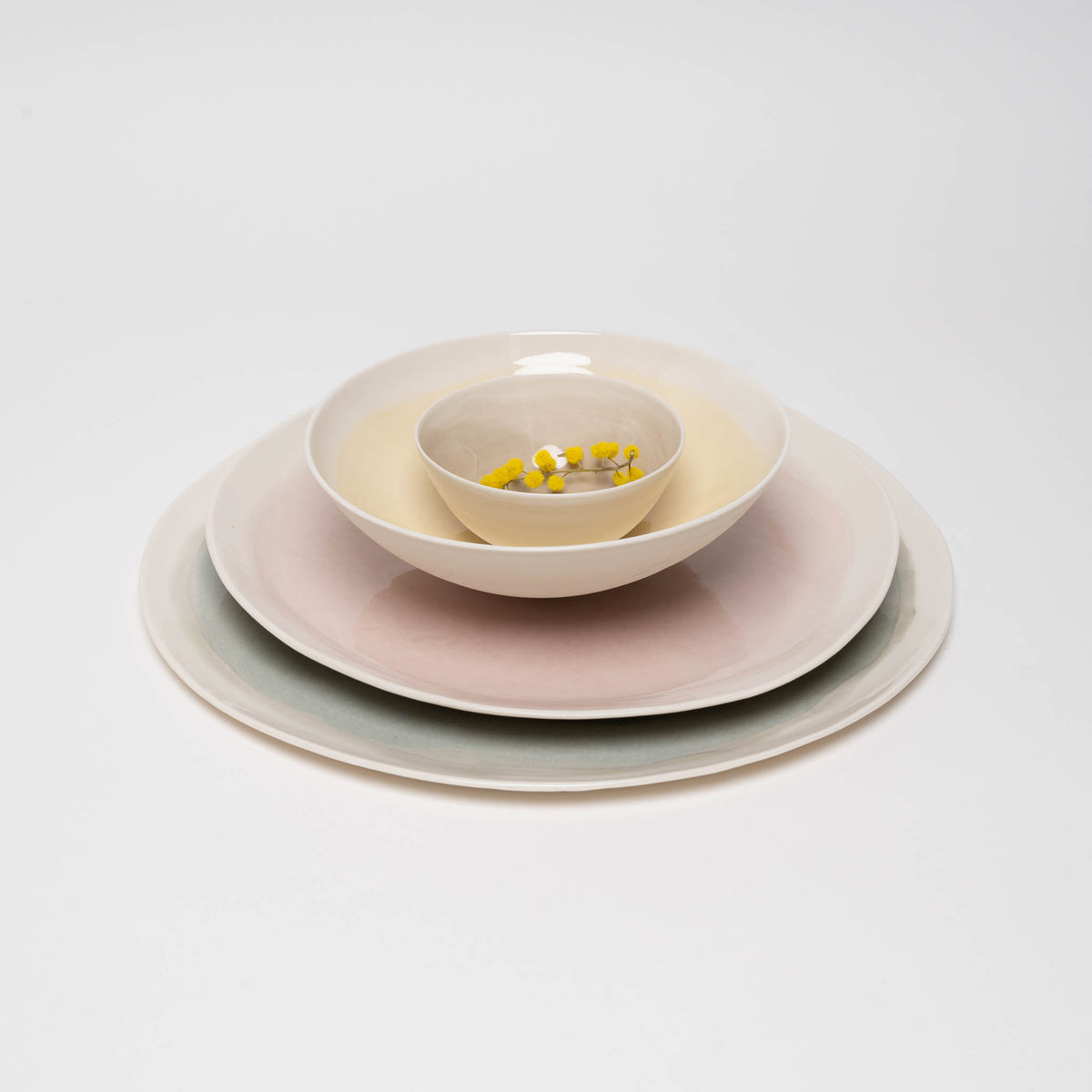 Dinner plate D28 pink powder C20