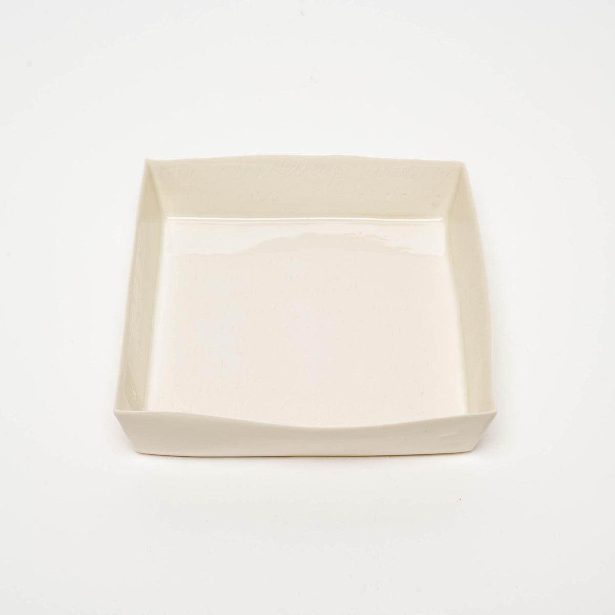 Porcelain box 20 x 20 cm